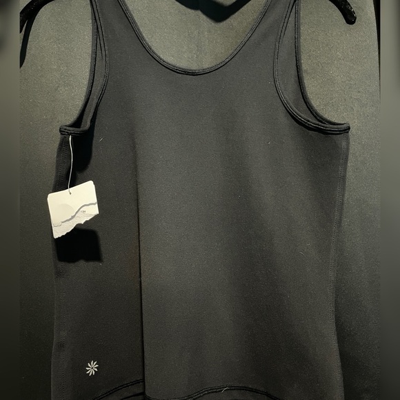 Athleta Scoop Neck Fitted Tank Top M NWT - Picture 5 of 7